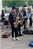 Marie og Silje på sax